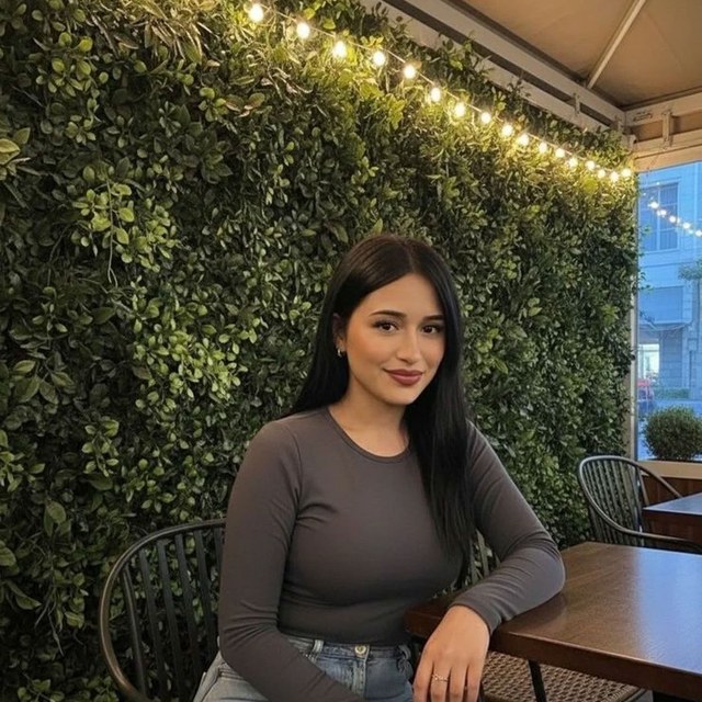 Escort 024 1 12