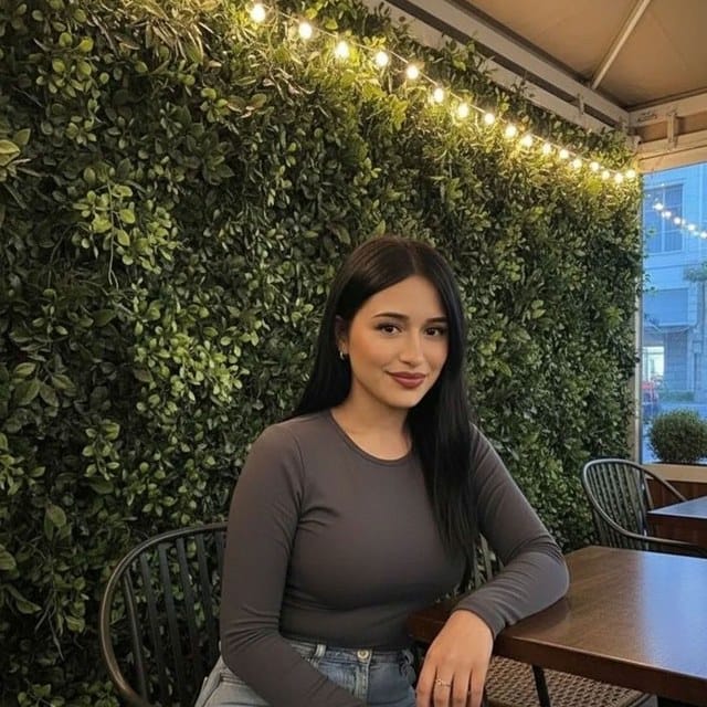 Escort 024 1 8