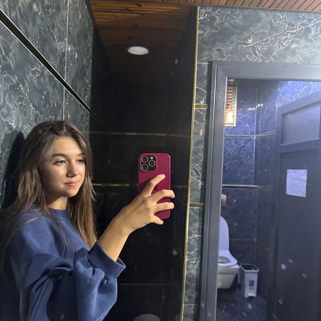 Escort 046 4 7