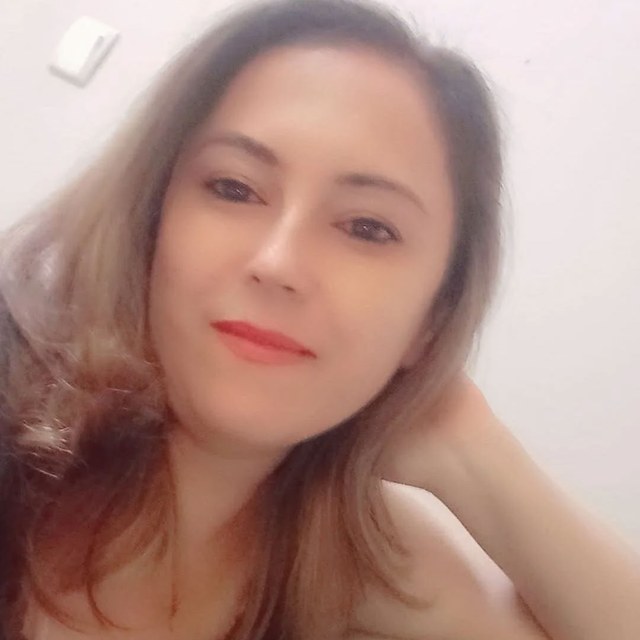 Escort 077 7 9